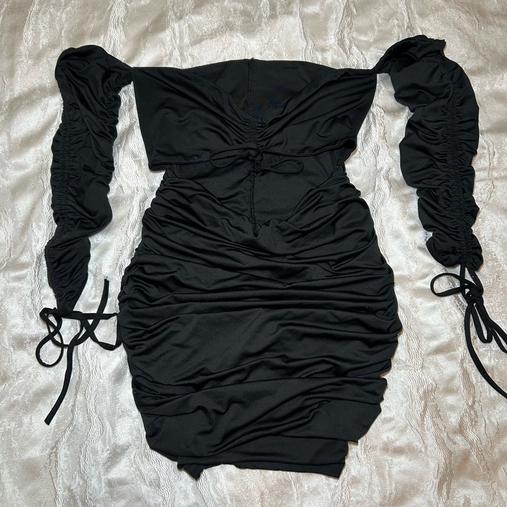 Elegant Black Ruched Dress